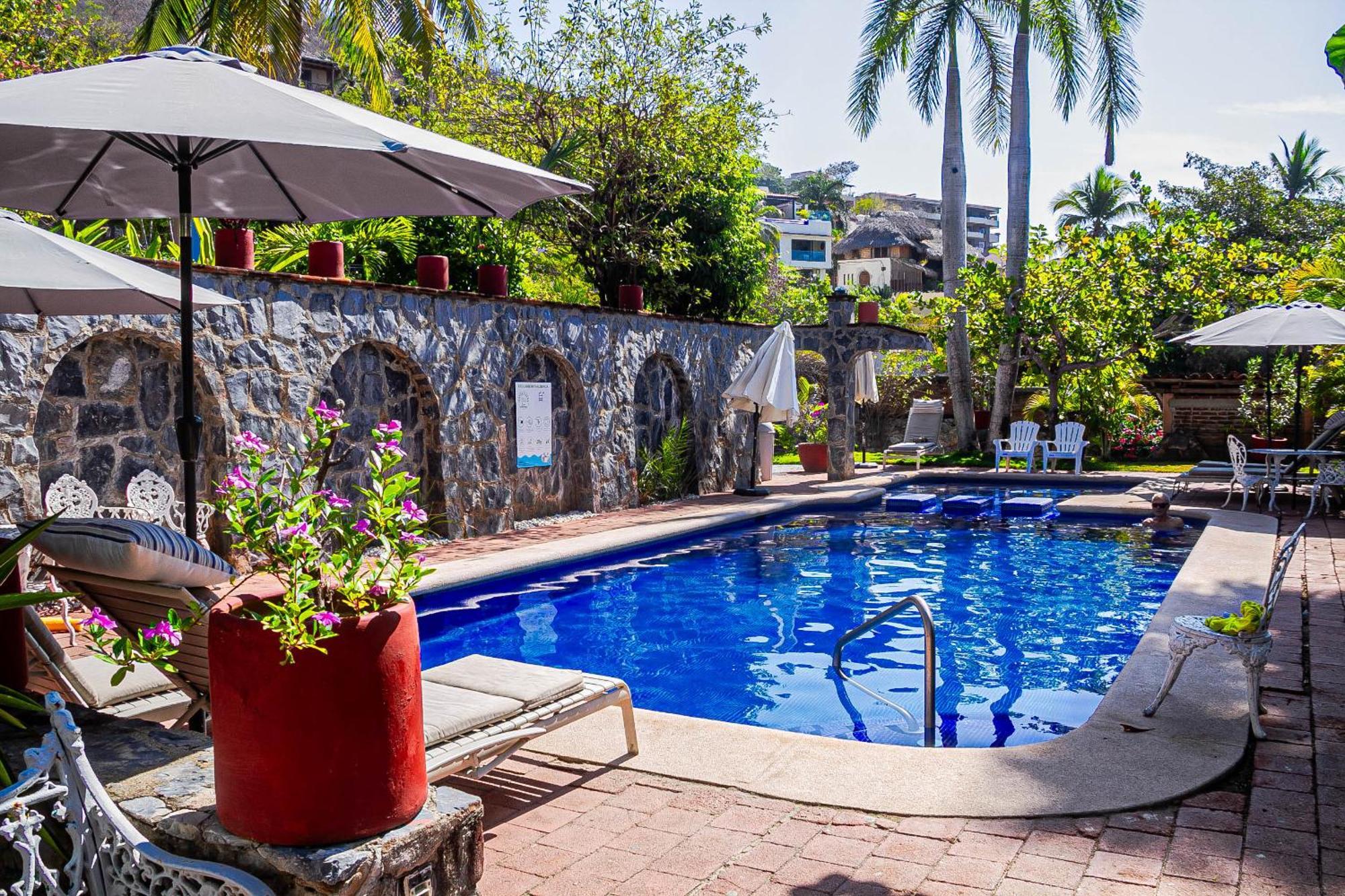 Hotel Villas Ema Сиуатанехо Экстерьер фото